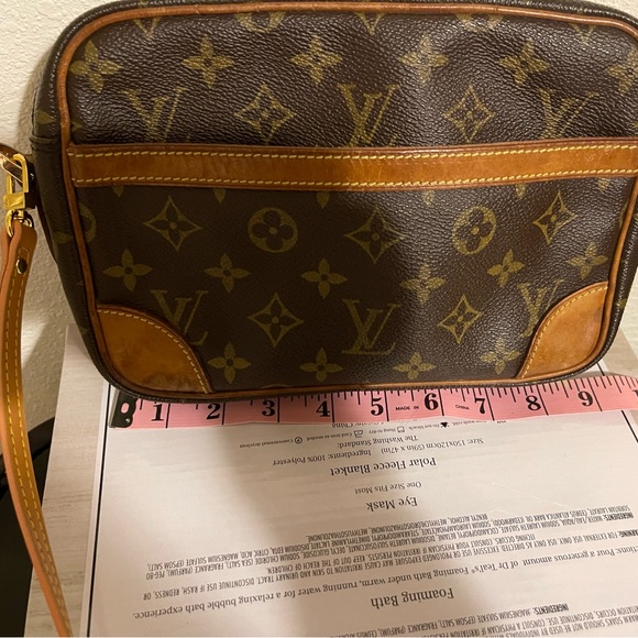 SOLD Louis Vuitton monogram Crossbody handbag - Picture 13 of 16